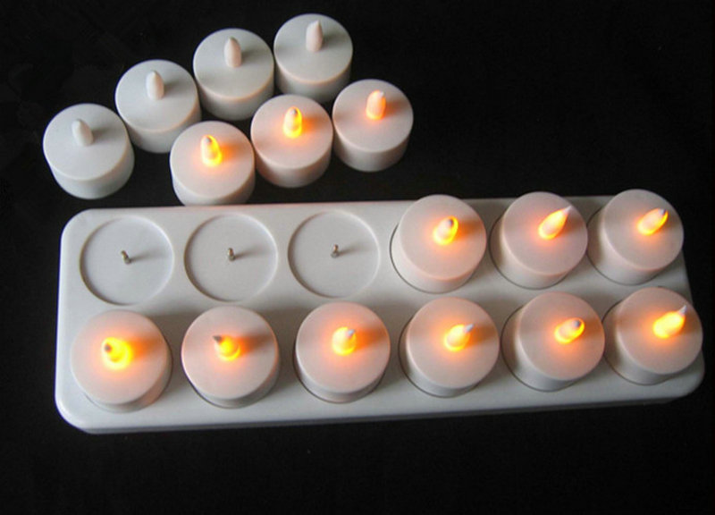 Set di 12 Candele LED Ricarica - Holiday Candle Set recensione e prezzo